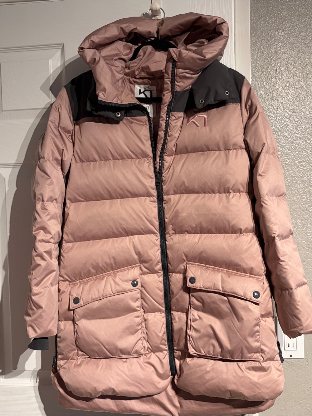 Kari Traa Longline Down puffer Coat Women’s Size Large light pink with grey trim